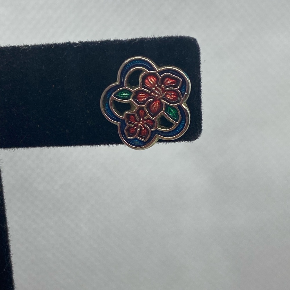 4 for $12: Flower post earrings